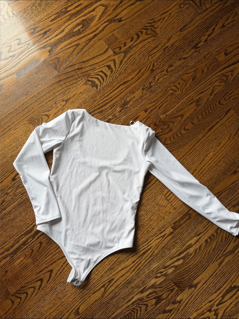 Express White Long-Sleeve Women's Bodysuit